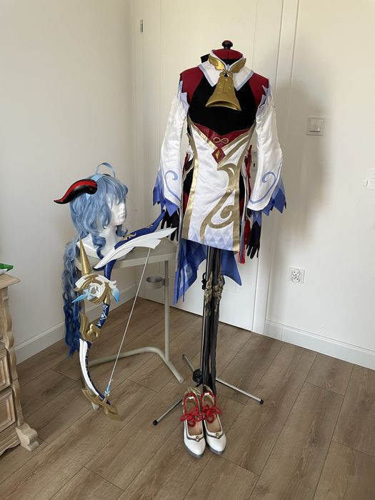 Pełen cosplay na postac Ganyu z serii Genshin Impact