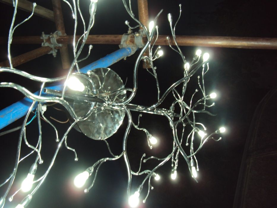 Candeeiro de LEDS