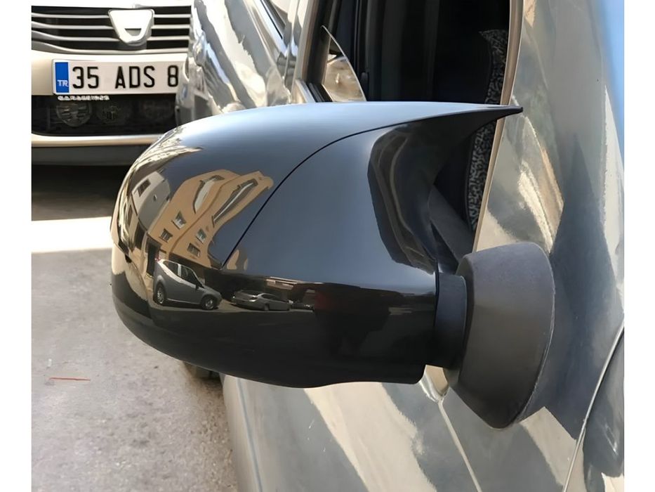 Renault Logan III 2013+ Накладки на зеркала BMW-style (2 шт)