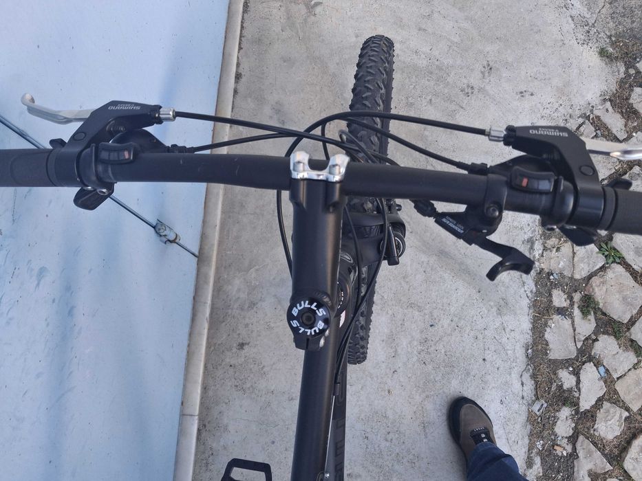 Bicicleta BULLS roda 26 pouco uso pronta a pedala