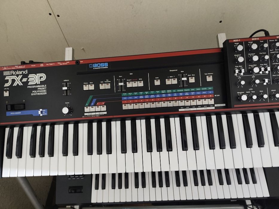 Roland JX3P + PG200