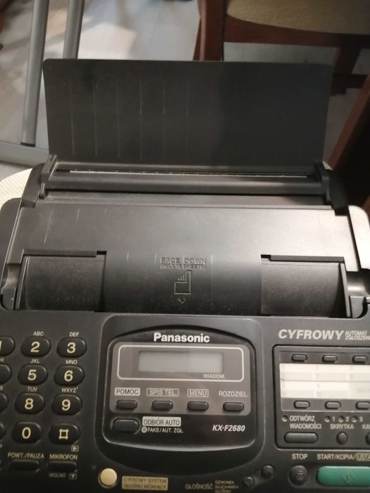 telefon fax sekretarka