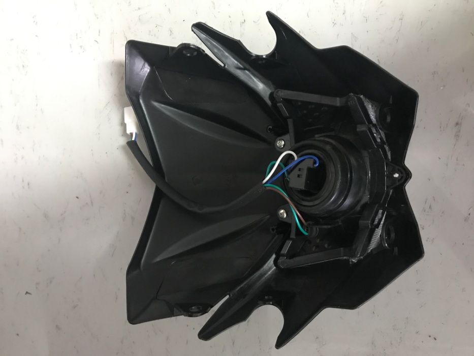 Lampa Reflektor Enduro Cross Supermoto Naked Stunt Projekt H4 !