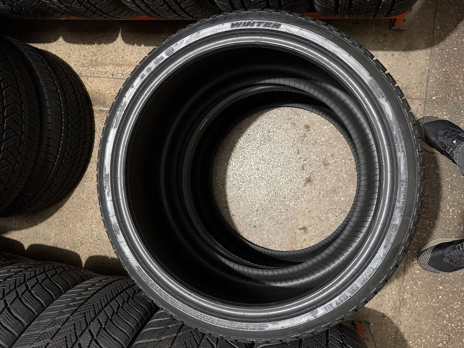 275/35 315/30 r22 Pirelli