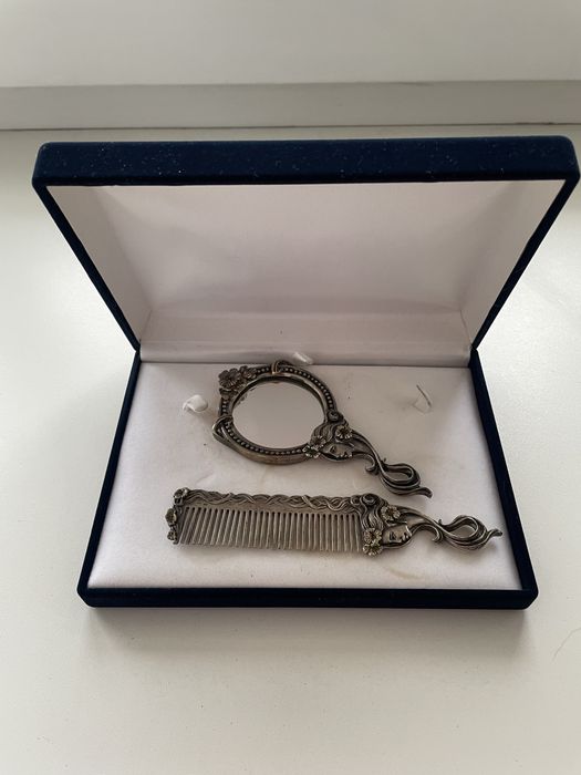 Серебряный набор Гребешок и Зеркало Фея