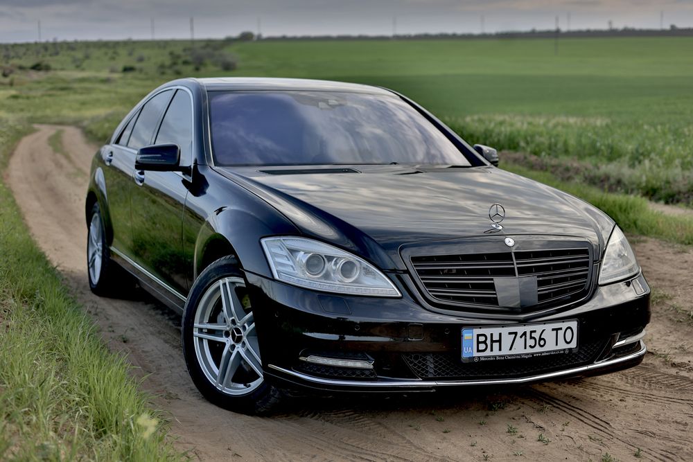 Mersedes-Benz w221
