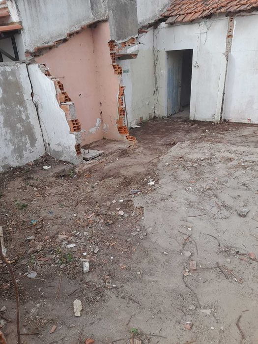 Predio Devoluto/Remodelacao/Demolicoes/Entulhos