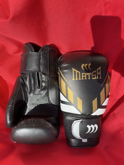 Боксерские перчатки/боксерский шлем/рукавиці боксерськи