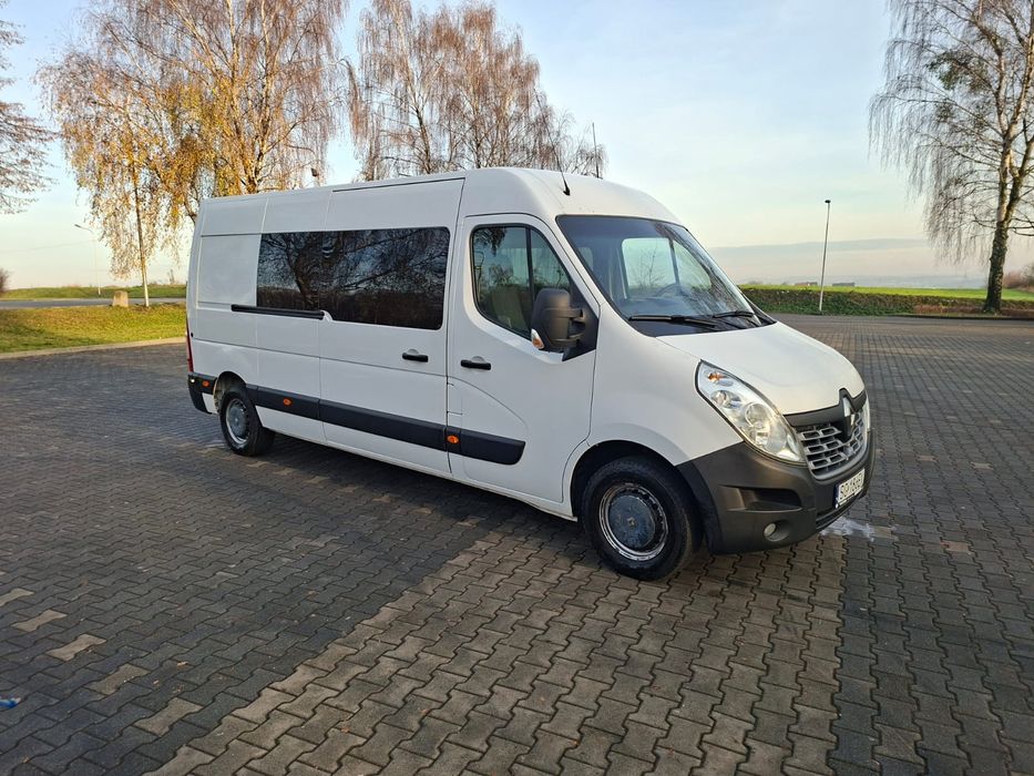 Wynajem busa Renault Master 8 osób Wypożyczanie bus imprezy wakacje