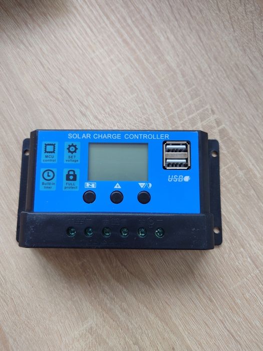 Контролер сонячної панелі