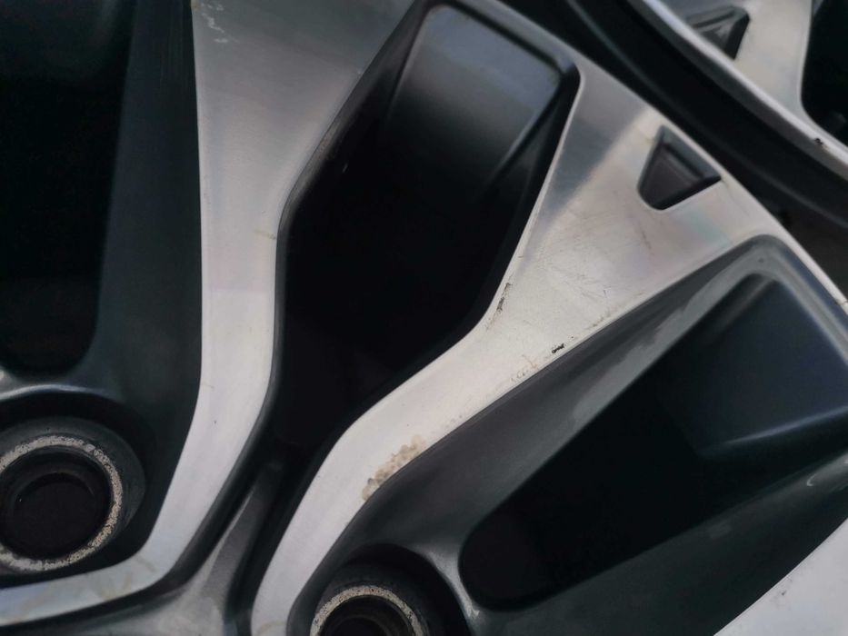 Felgi KIA Ceed Venga Soul Hyundai 6,5Jx16H2 5x114,3 ET50 TPMS
