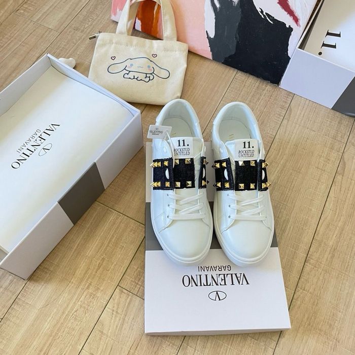 ‼️ЗНИЖКА‼️Кеди Valentino Garavani Rockstud/ Кросівки  Валентино