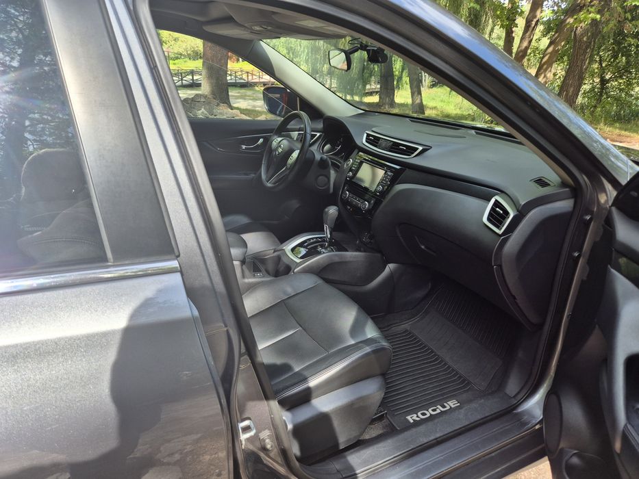 Nissan Rogue SL AWD