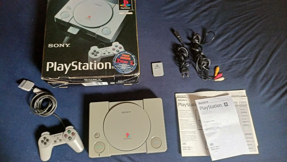 Konsola Sony PlayStation 1 scph-1002 psx w pudełku