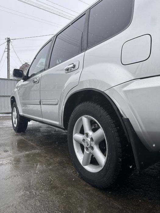 Ніссан Х Трайл т30