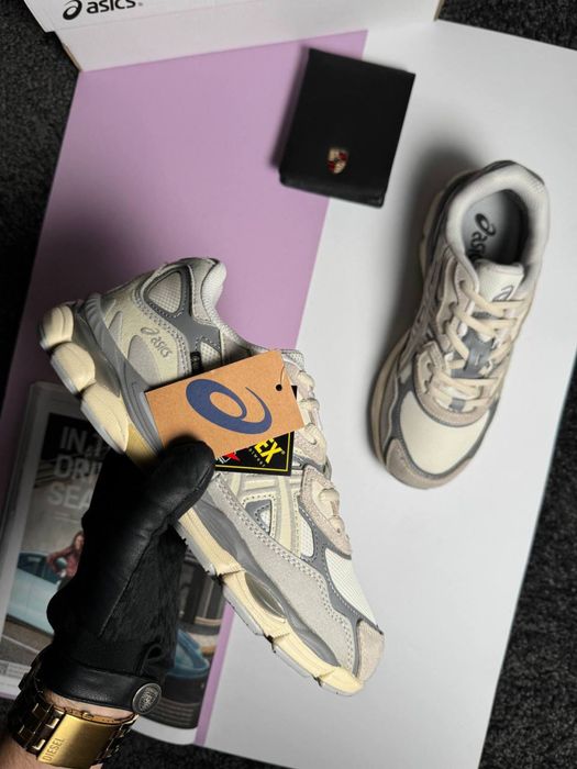 Жіночі кросівки асікс гель нік ASICS Gel-NYC W GTX Beige [37-41]