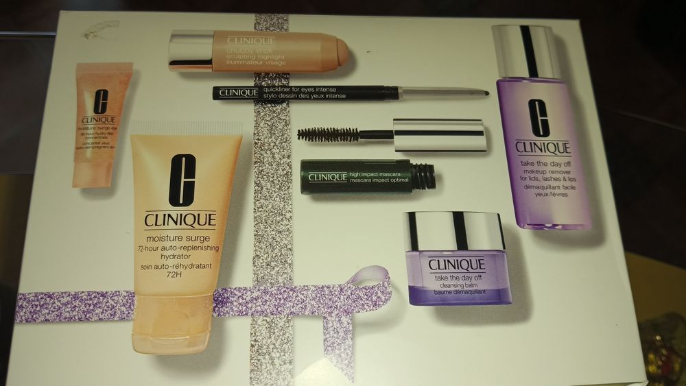 Продам Подарочный набор Clinique Shining Stars для ухода за кожей США