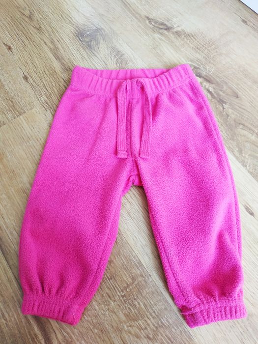 Jeansy, dresy polarowe, getry