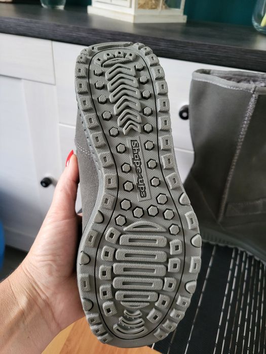 Noww skórzane śniegowce damskie Skechers Shape-ups r.38