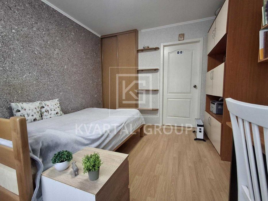Продаж житлової кімнати в квартирі посімейного типу м.Київ