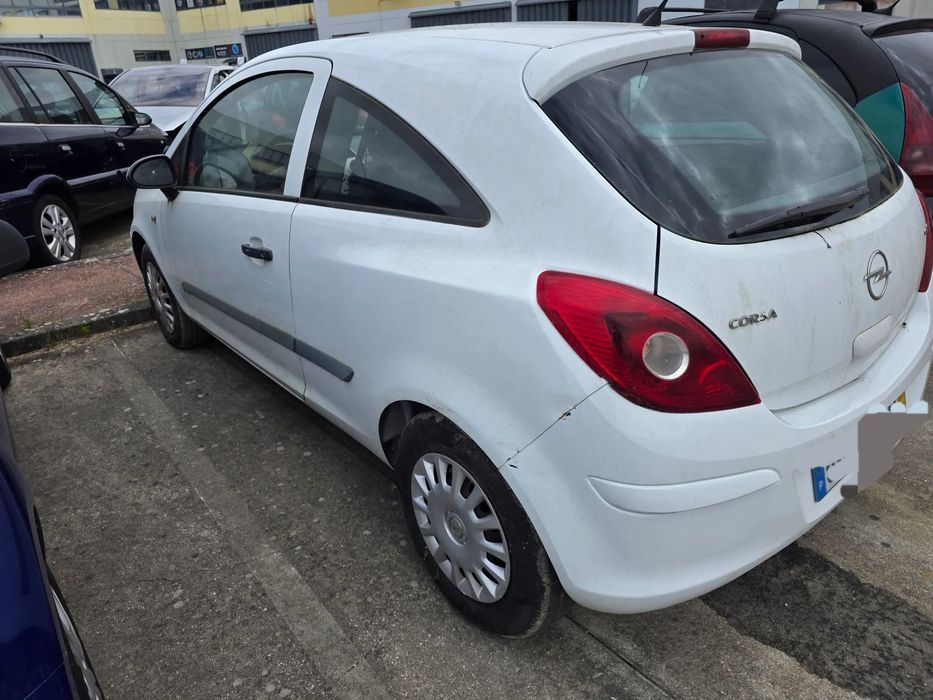 Opel Corsa D 1.3 Cdti para peças