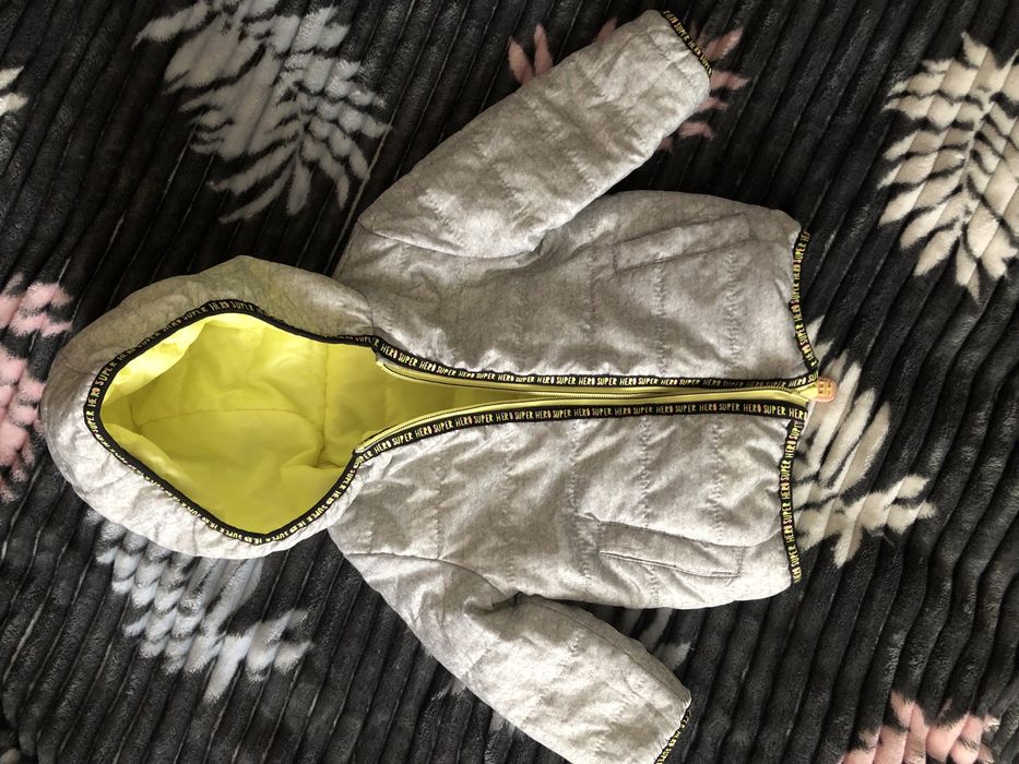 Продам дитячу курточку