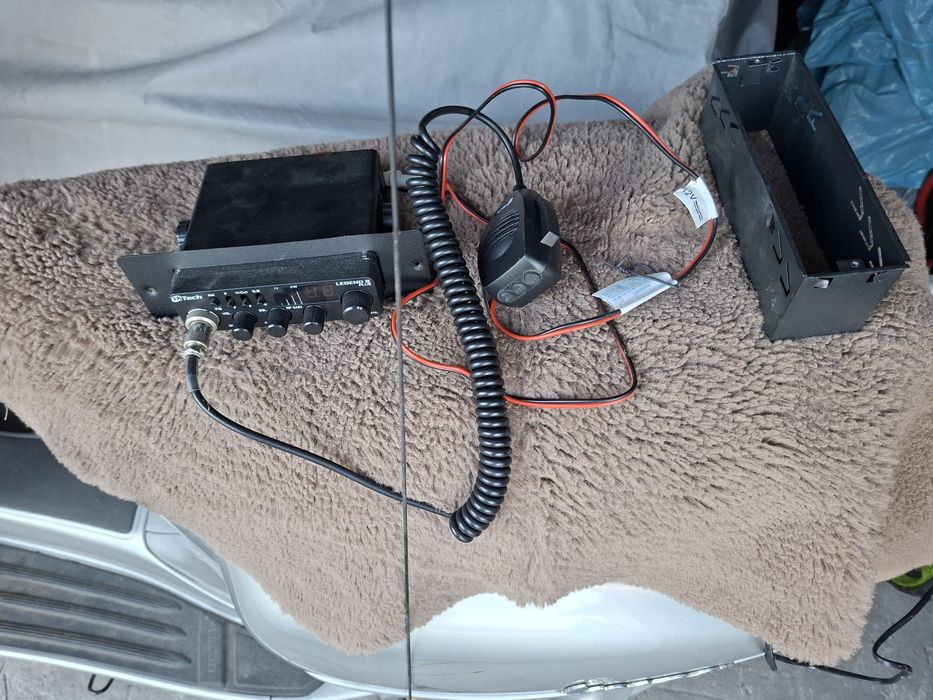 Cb radio + antena MTech Legend II plus