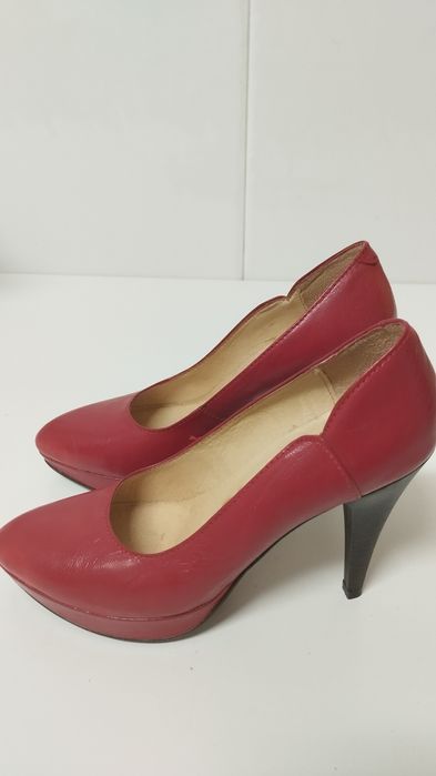 Sapatos de Senhora salto alto NOVOS