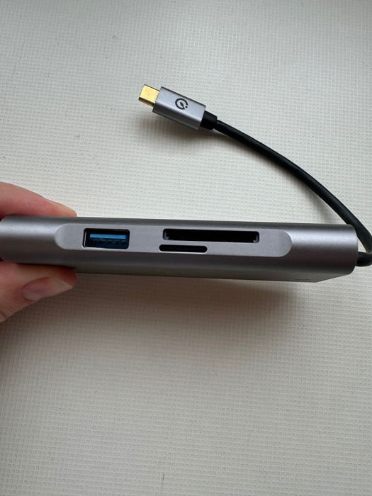 Цифрова камера Konica Minolta DiMAGE Z1 3.2MP