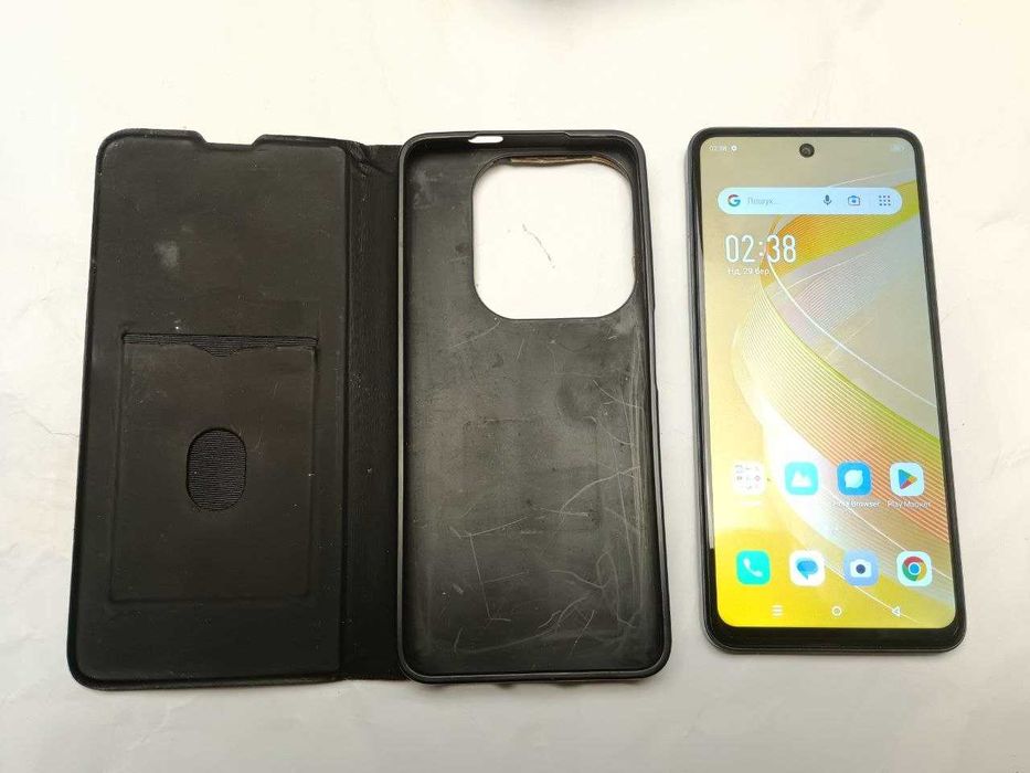 Infinix SMART 8 на 4+4/128Gb 5000mAh телефон 6.6" камера 13Мп + челох