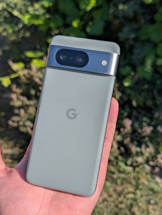 Смартфон Google Pixel 8  8/128 Neverlock в гарному стані