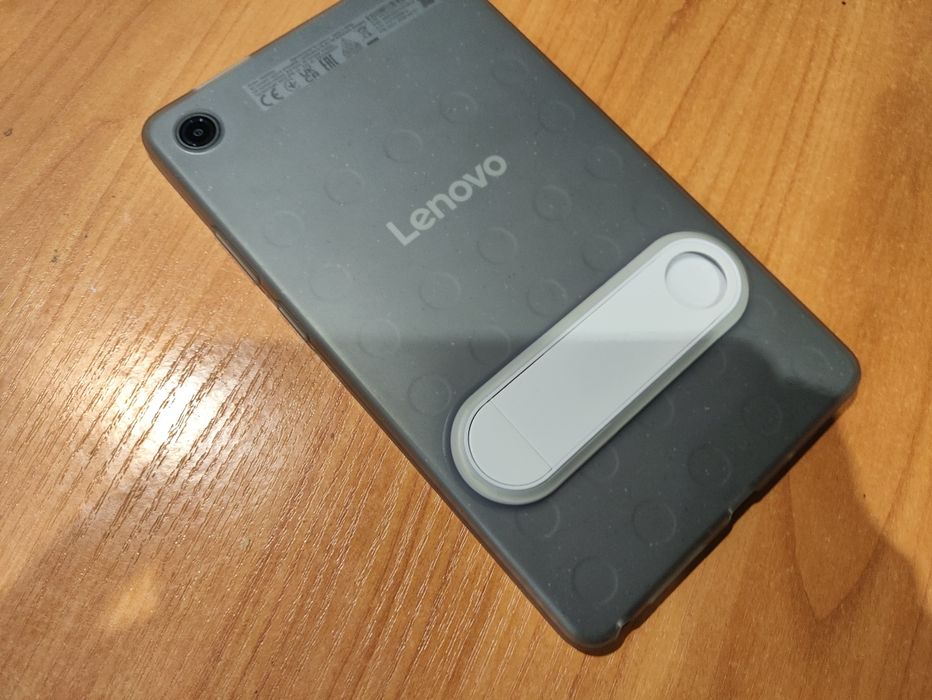 Планшет Lenovo Tab One ідеальний варіант для навчання