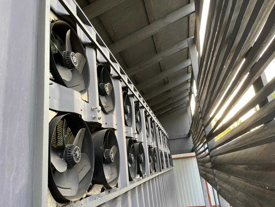 Контейнер для майнинга 12м-2.5м-2.5м Воздушное охлаждение 200kBT