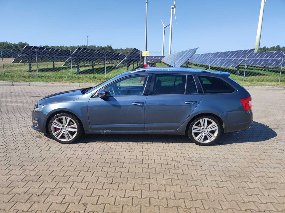 Auto osobowe skoda octavia