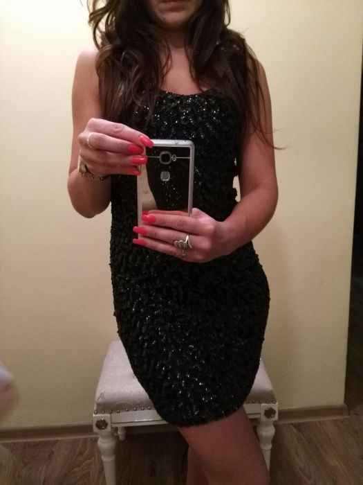 Sukienka blyszczaca Nowa