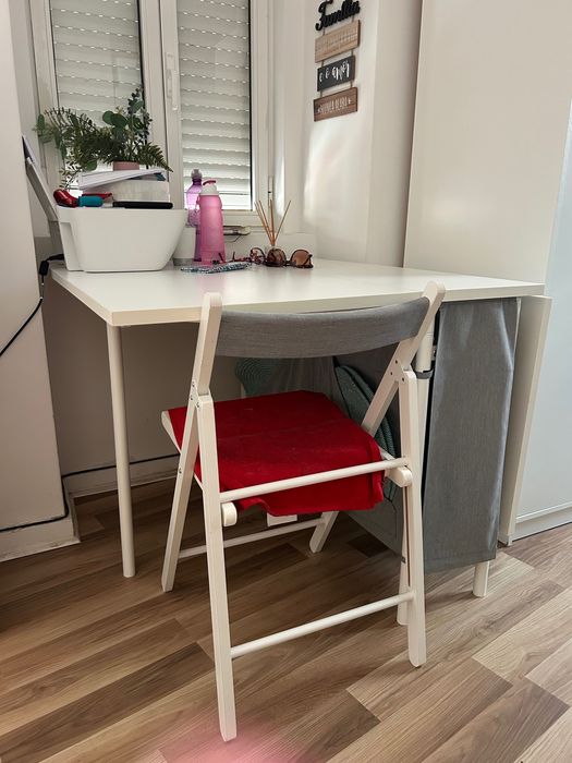 Mesa cozinha rebativel com cadeiras