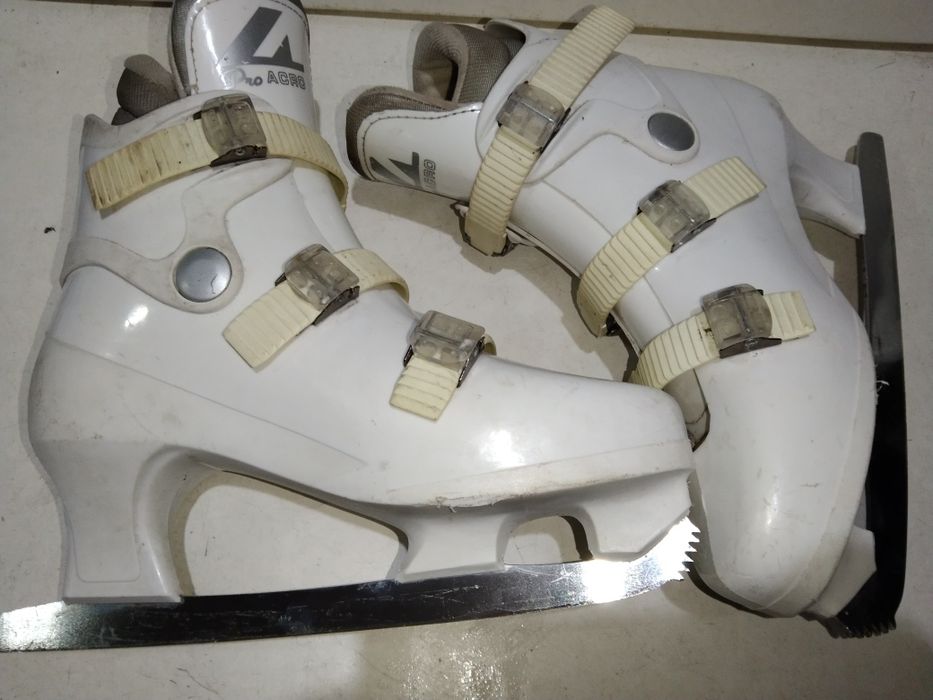 Łyżwy figurowe damskie Pro ACRO rozmiar 40/41