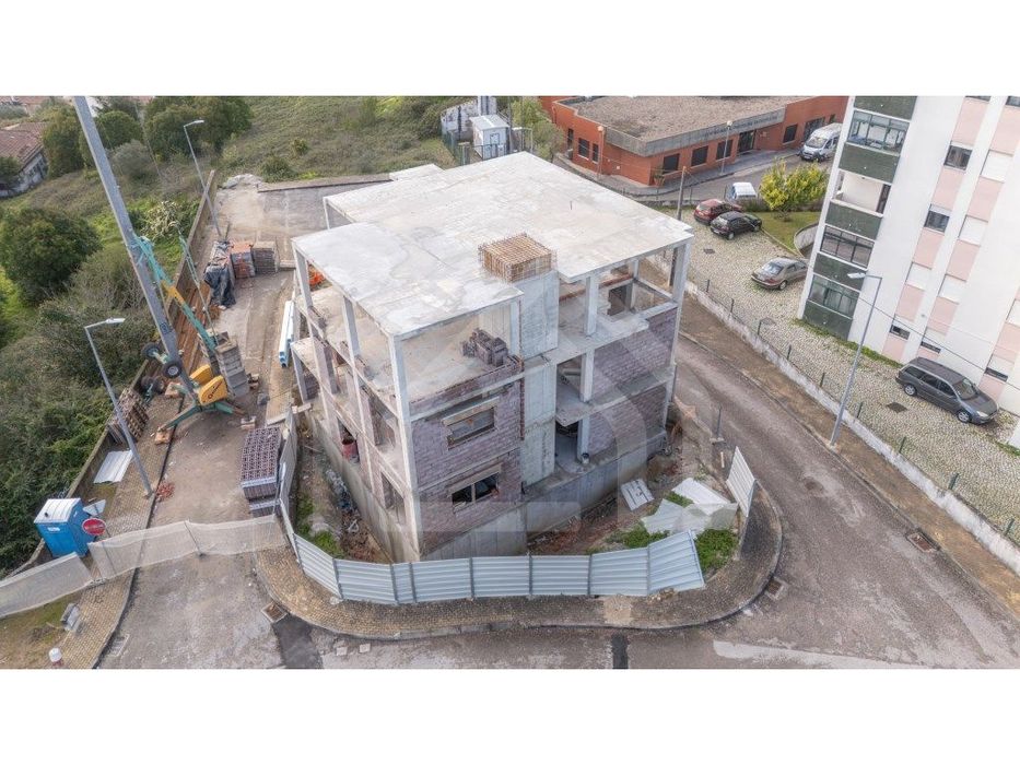 Apartamento T1| NOVO | Pedrulha | Com jardim privado