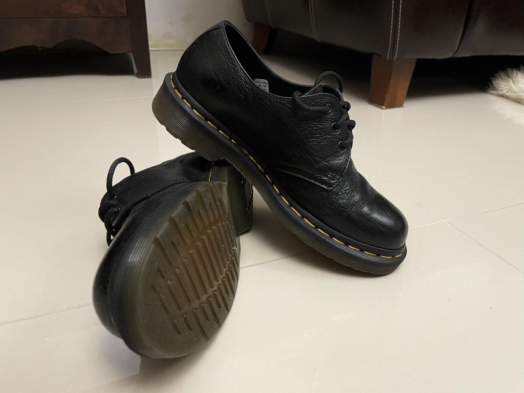 Dr Martens Doc s 24256 skorzane po buty damskie 38 Rozmiar 38 Wk adka Warszawa Bia o ka OLX.pl