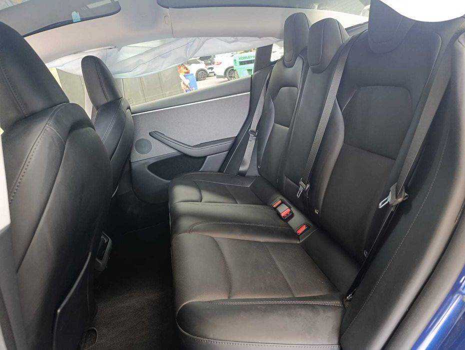 TESLA Model 3 - Tração Traseira