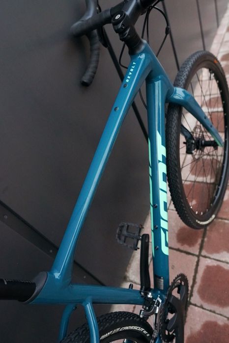 Як новий Giant Revolt 1 (M) GRX безкамерка! гравійник grevel