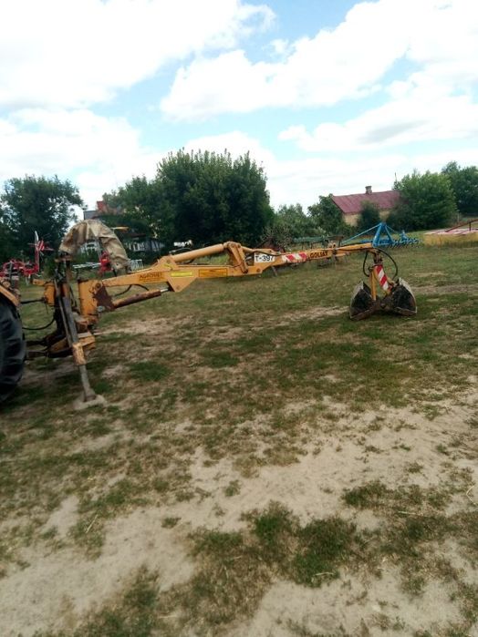 Ładowacz trol z widłami