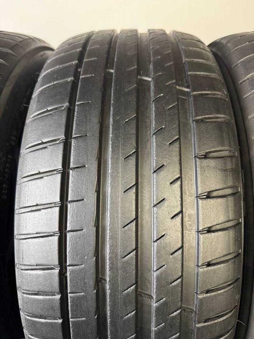 225/45/19 R19 Michelin Pilot Sport 4 * 96W 4шт Літня шина 6-6.5мм