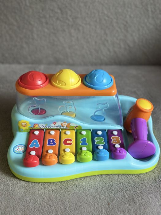 Іграшки розвиваючі музичні