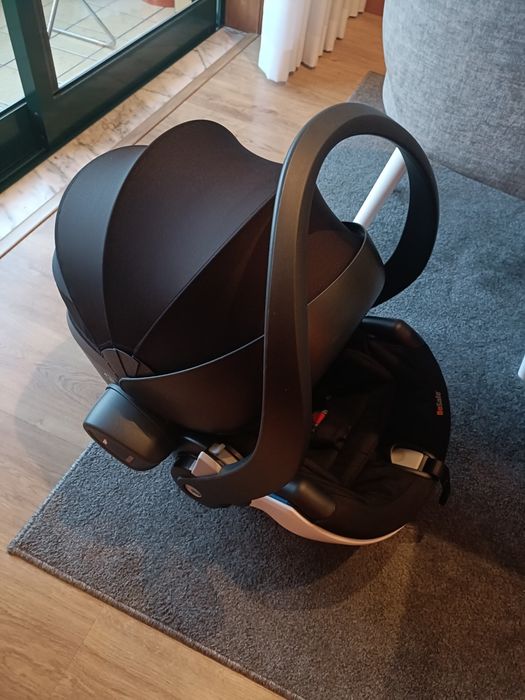 Ovo Besafe Izi go modular i-Size Preto