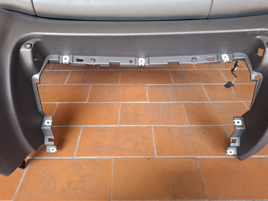 Tablier 2din VW Passat 01-05(cor cinzentoescuro)