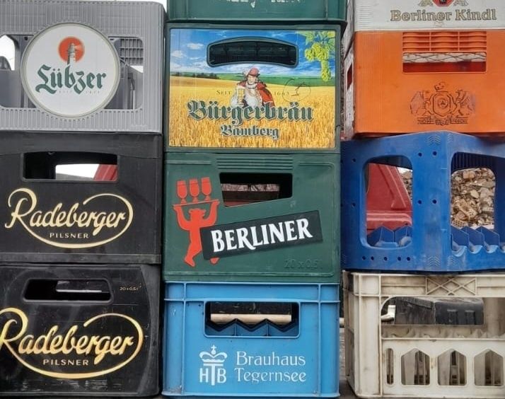 Пластикові ящики