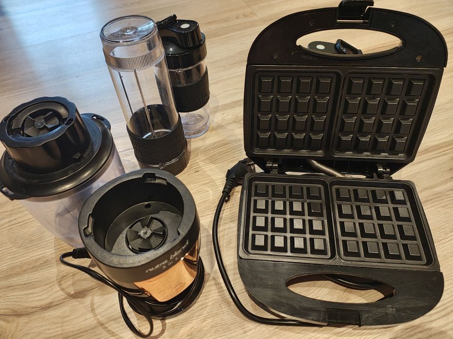 Gofrownica i blender kielichowy