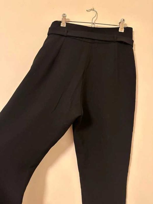 Calças pretas chino de mulher (38) - MANGO