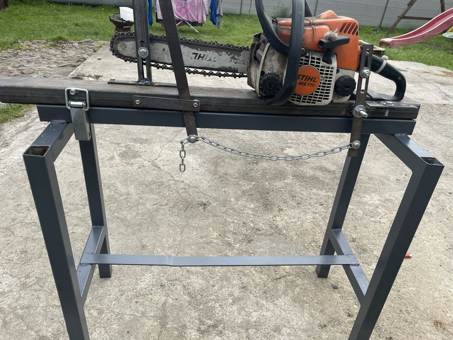 Stojak do piły spalinowej